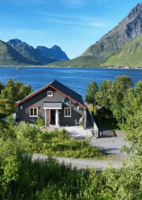 Sildpollnes Lodge